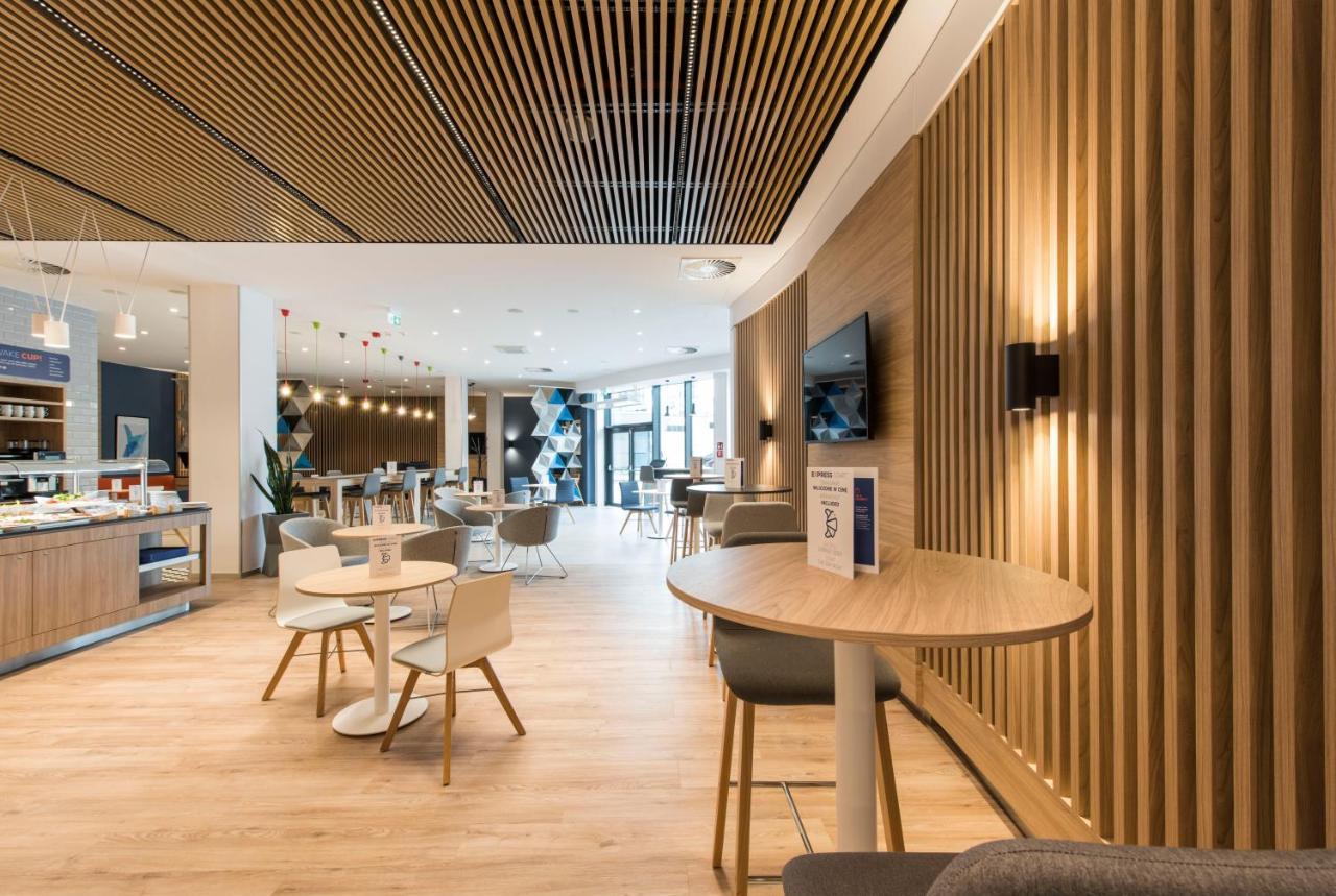 Holiday Inn Express Warsaw - Mokotow By Ihg Eksteriør bilde