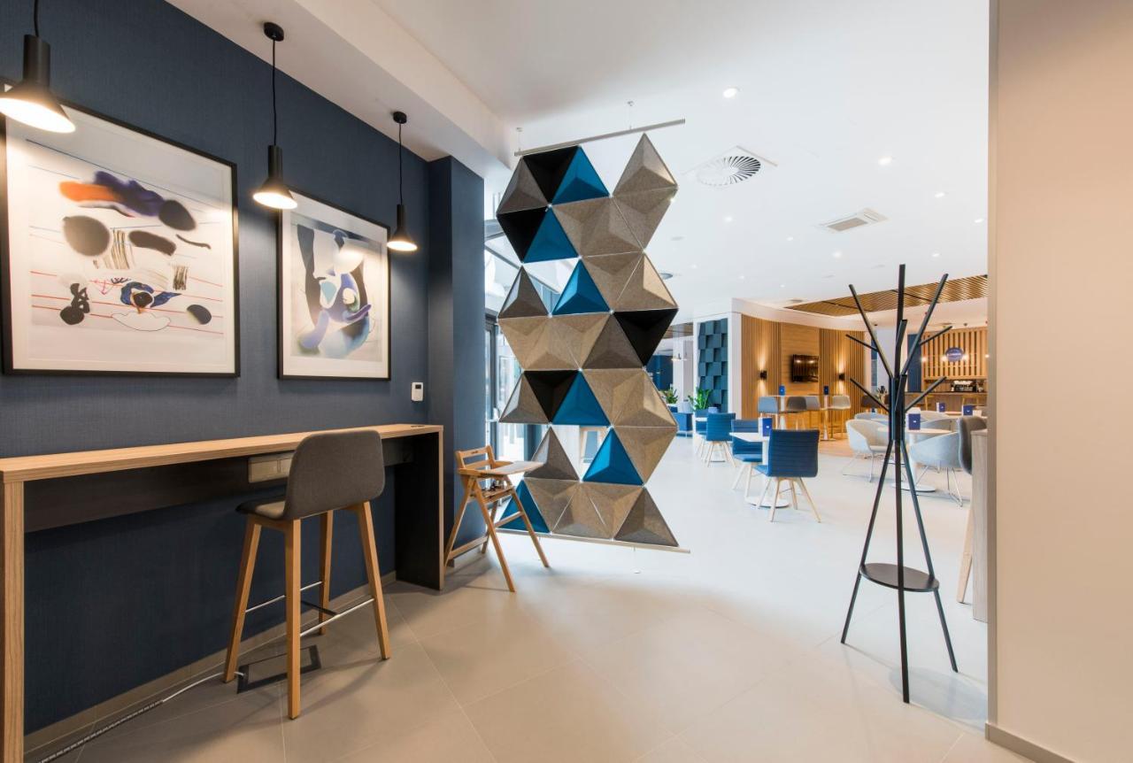 Holiday Inn Express Warsaw - Mokotow By Ihg Eksteriør bilde