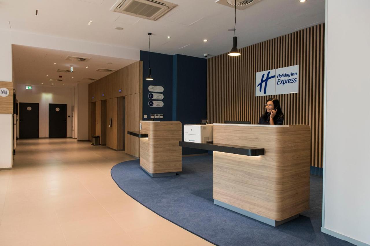 Holiday Inn Express Warsaw - Mokotow By Ihg Eksteriør bilde